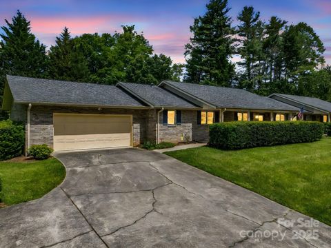 209 Daniel Drive Hendersonville NC 28739