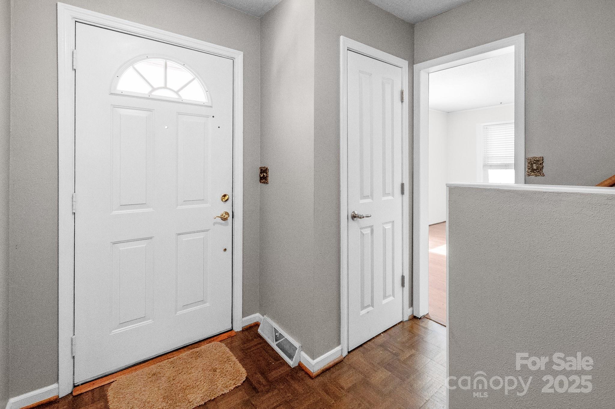 Country Club Heights - Residential