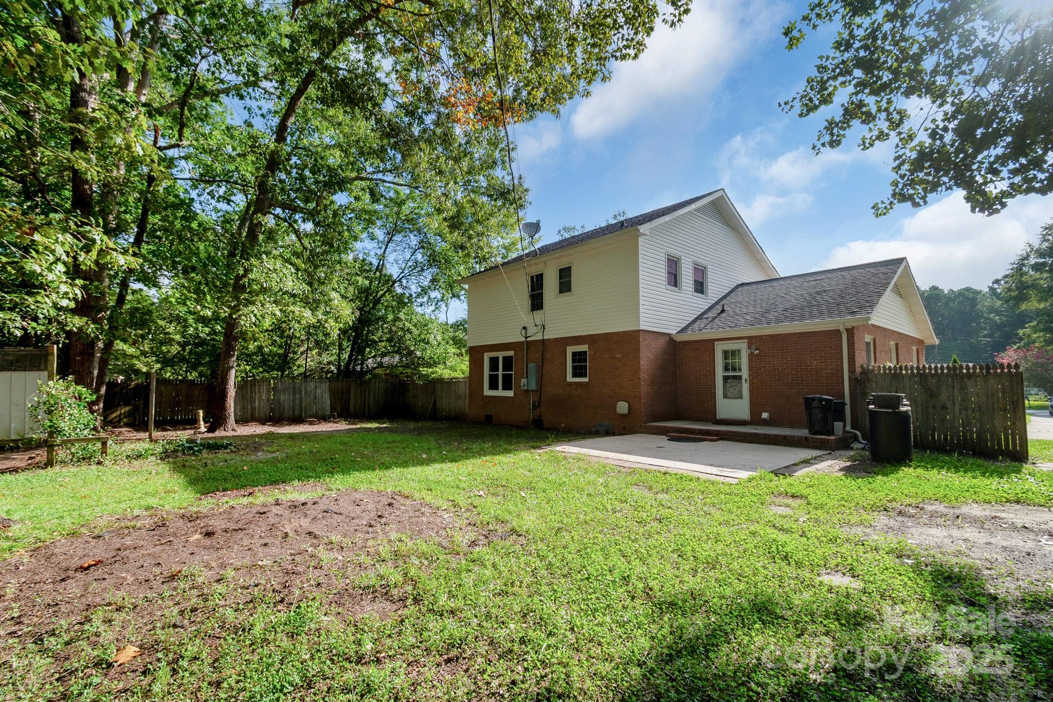 Country Club Heights - Residential