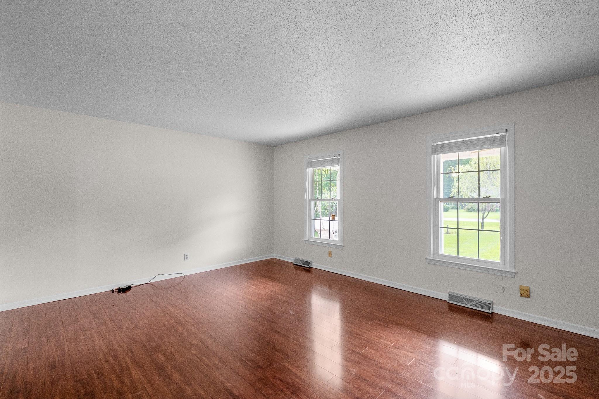 Country Club Heights - Residential