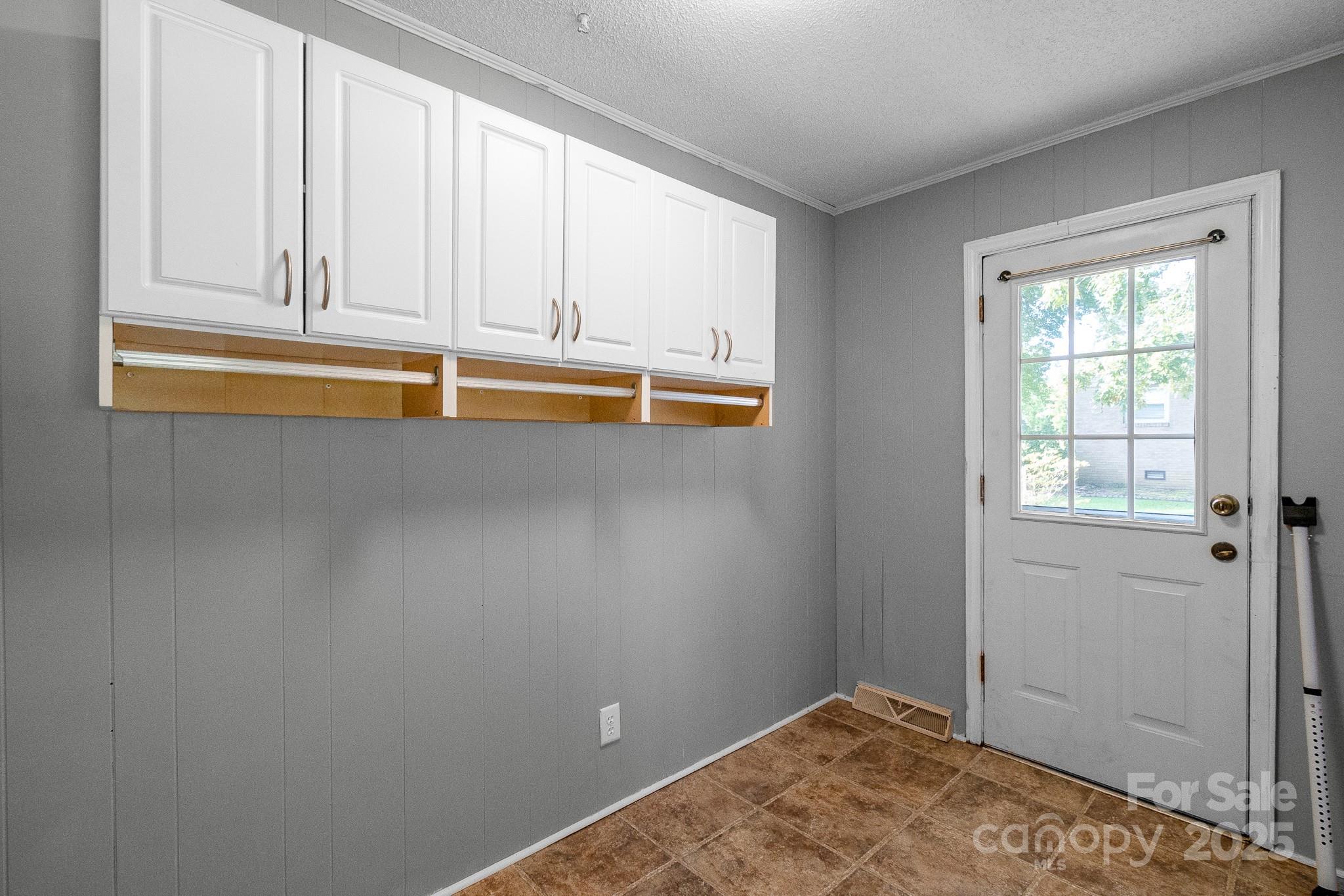 Country Club Heights - Residential