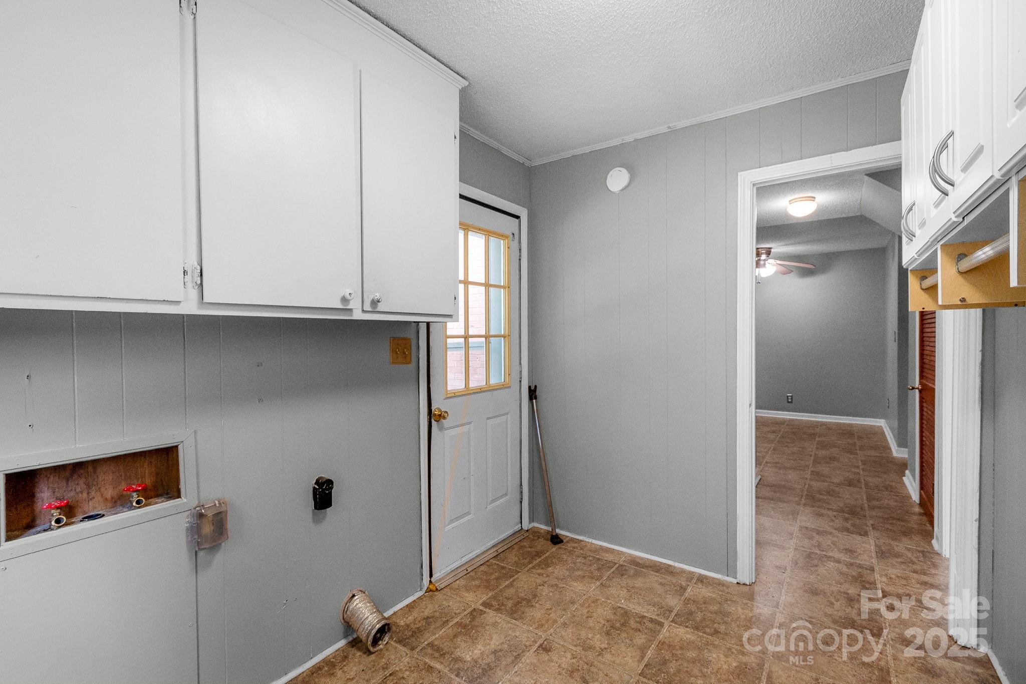 Country Club Heights - Residential