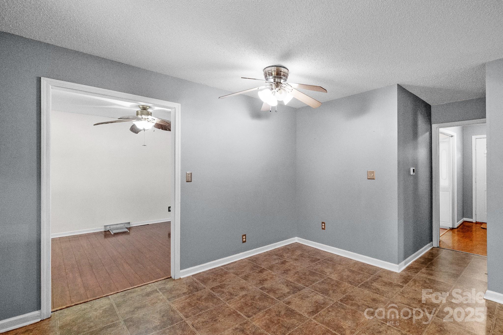 Country Club Heights - Residential