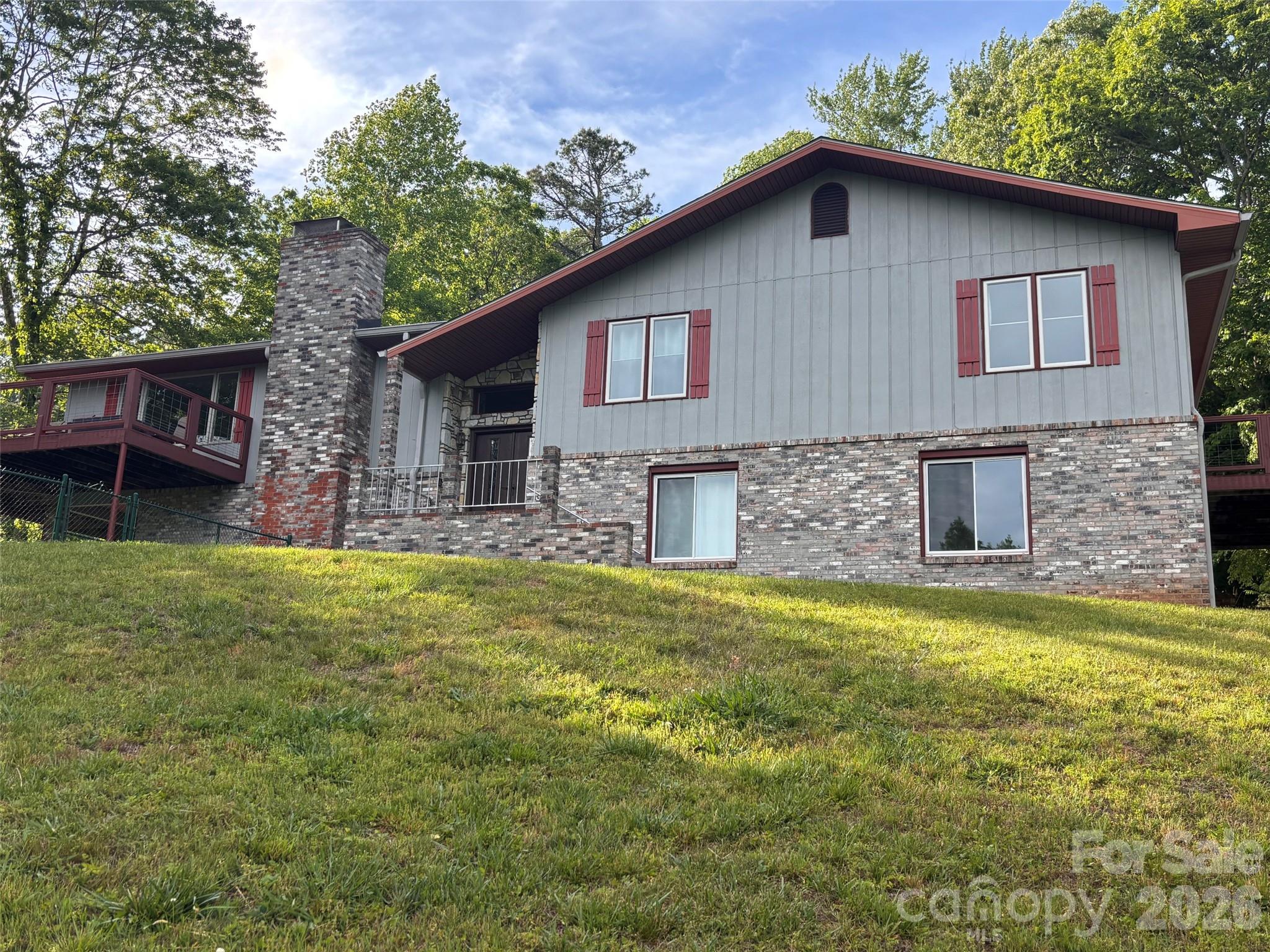 656 Cashiers Valley Road