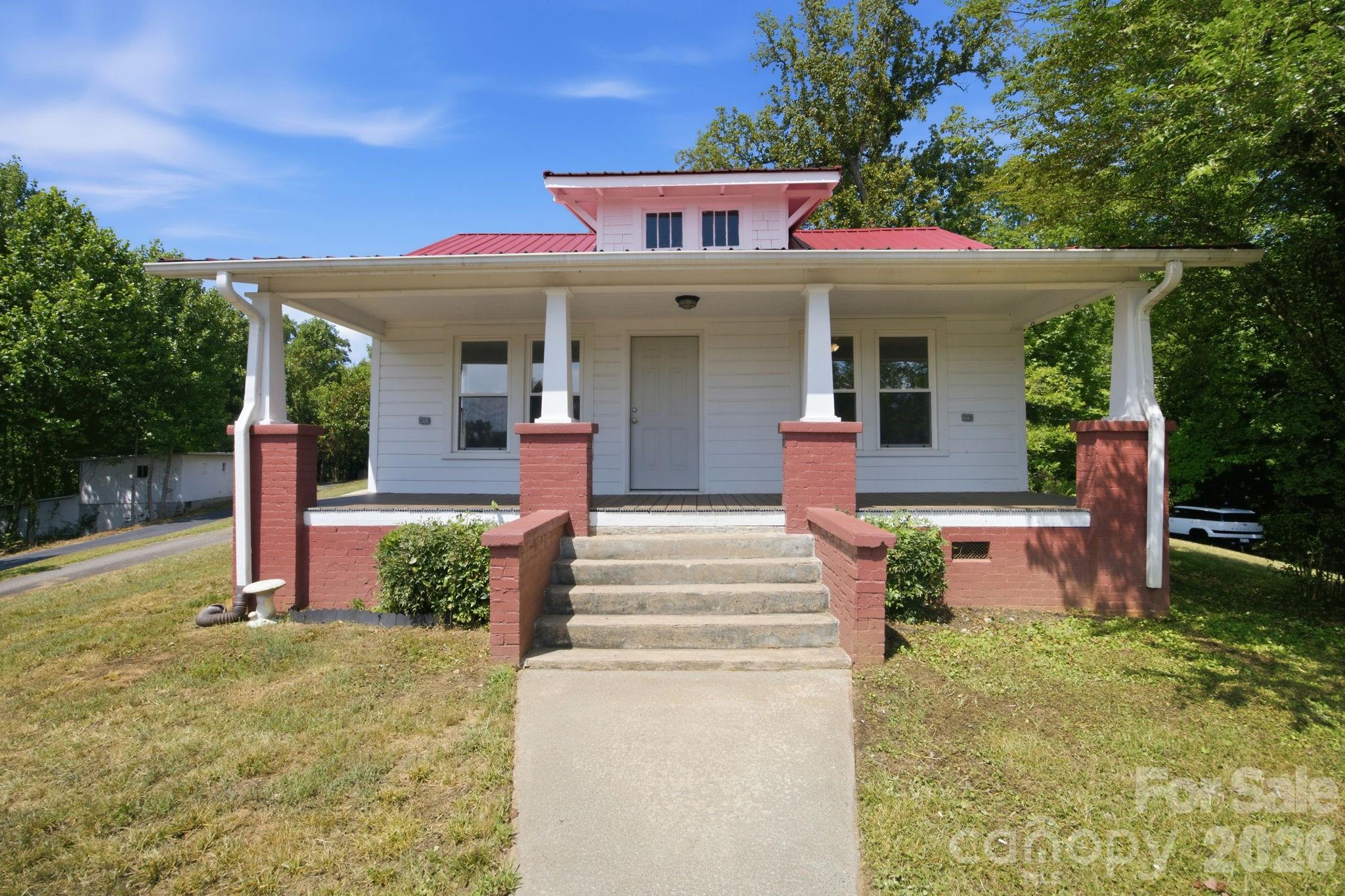661 Lenoir Road