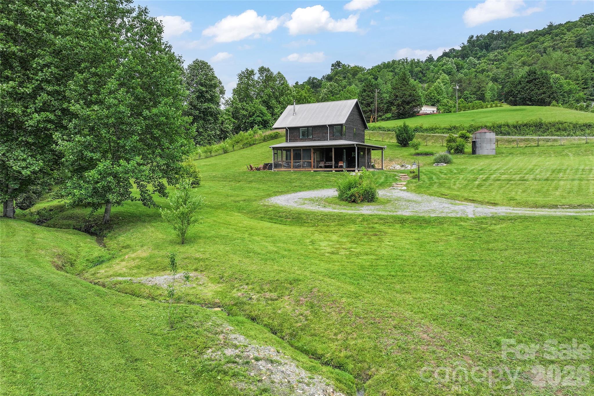 105 Loganberry Trail 1