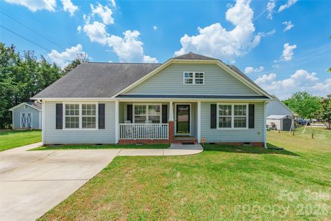 Photo of 2098 Mallard Creek Drive, Rock Hill, SC 29732 (MLS # 4375601)