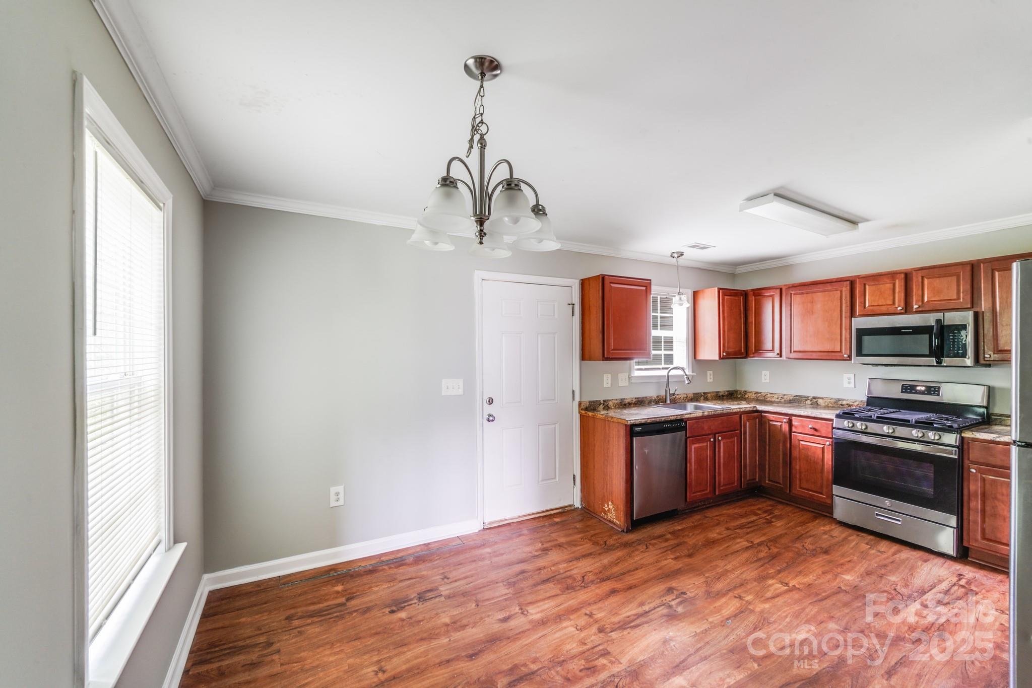 3134 Rainbow Ridge Drive