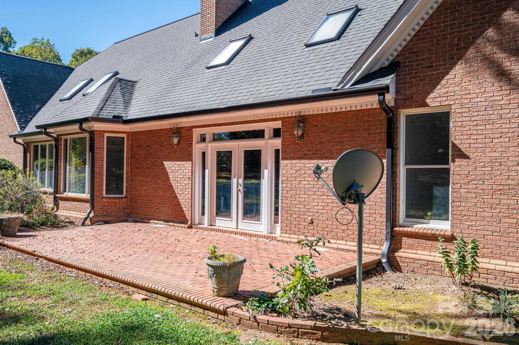 Forest Hollow - Residential