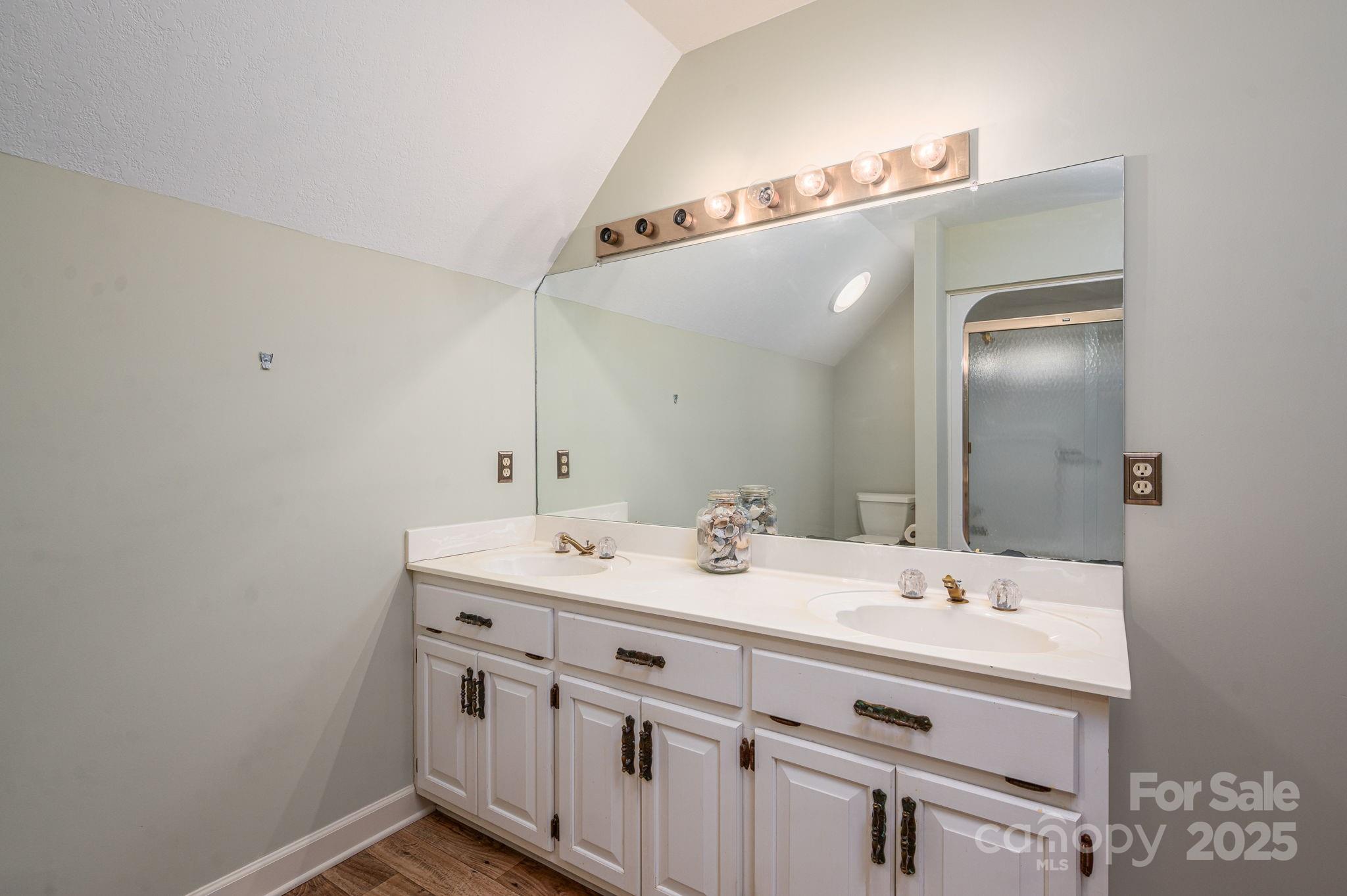 Forest Hollow - Residential