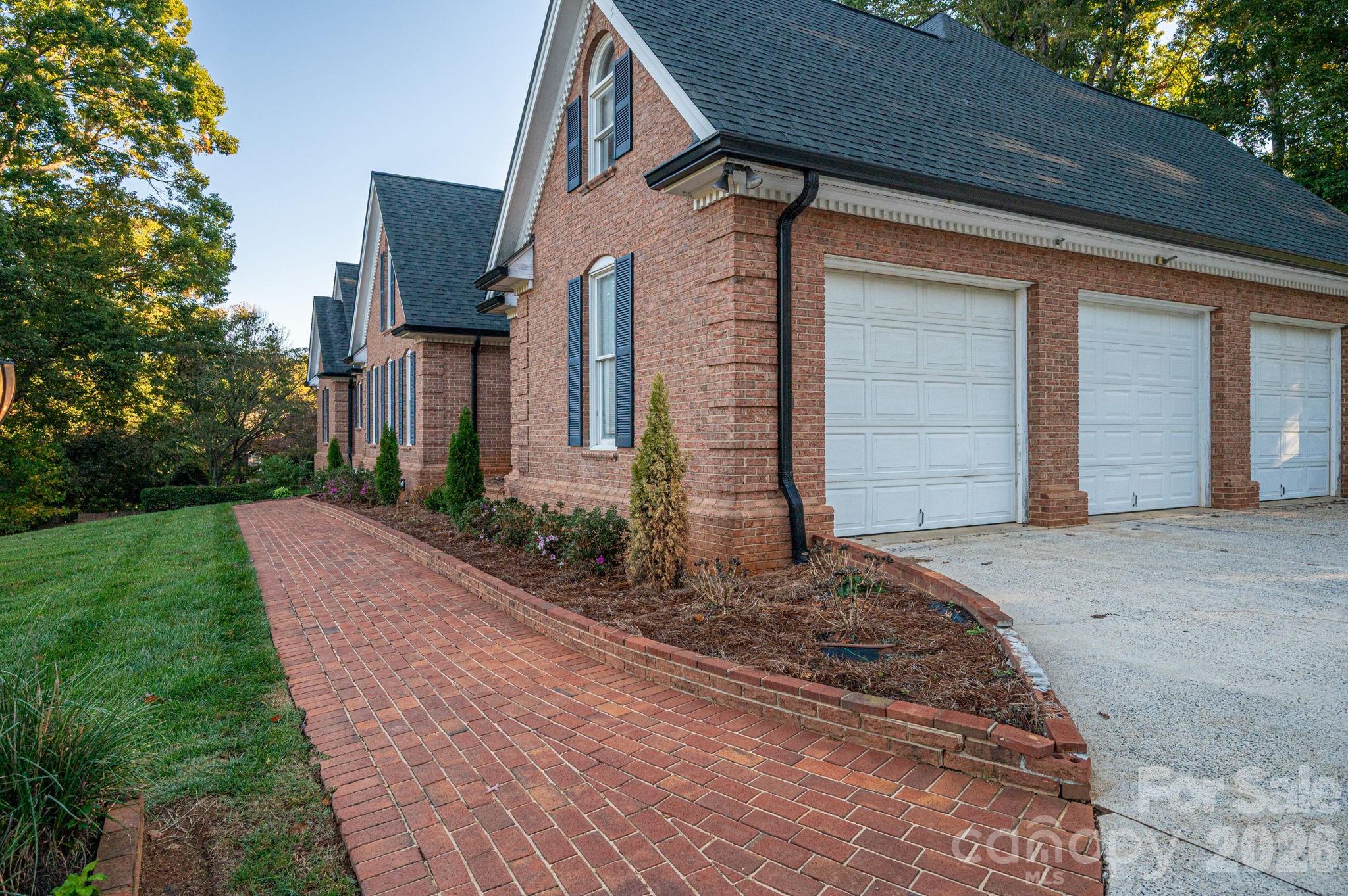 Forest Hollow - Residential