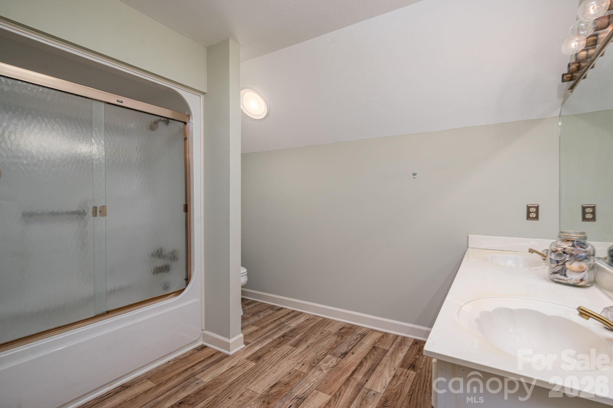 Forest Hollow - Residential