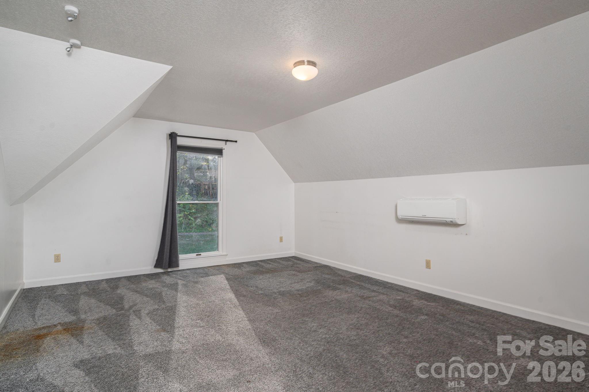 Forest Hollow - Residential