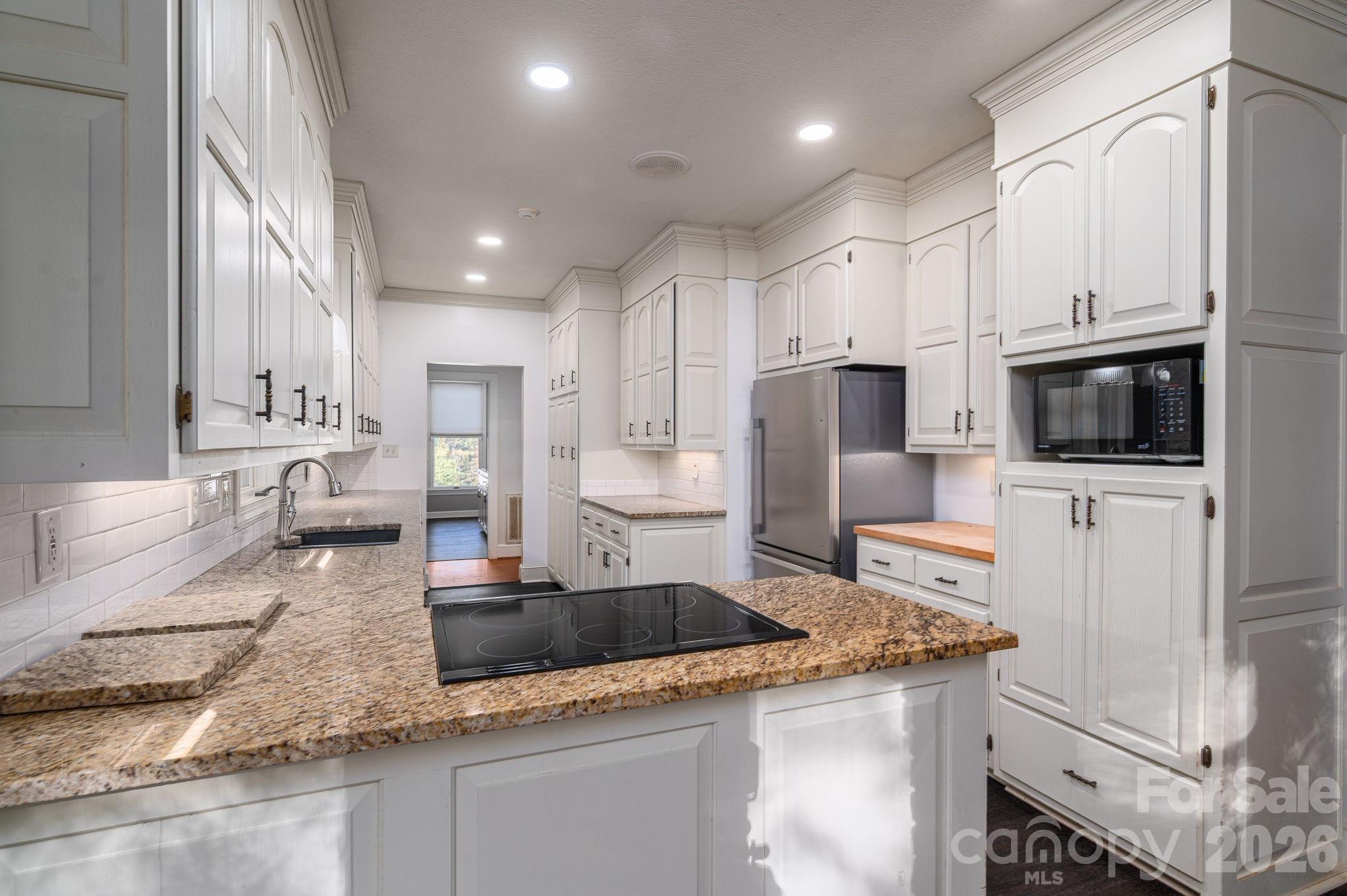 Forest Hollow - Residential