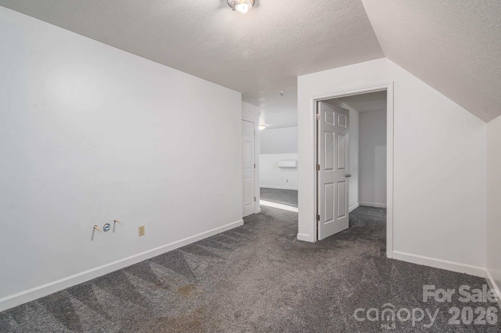 Forest Hollow - Residential