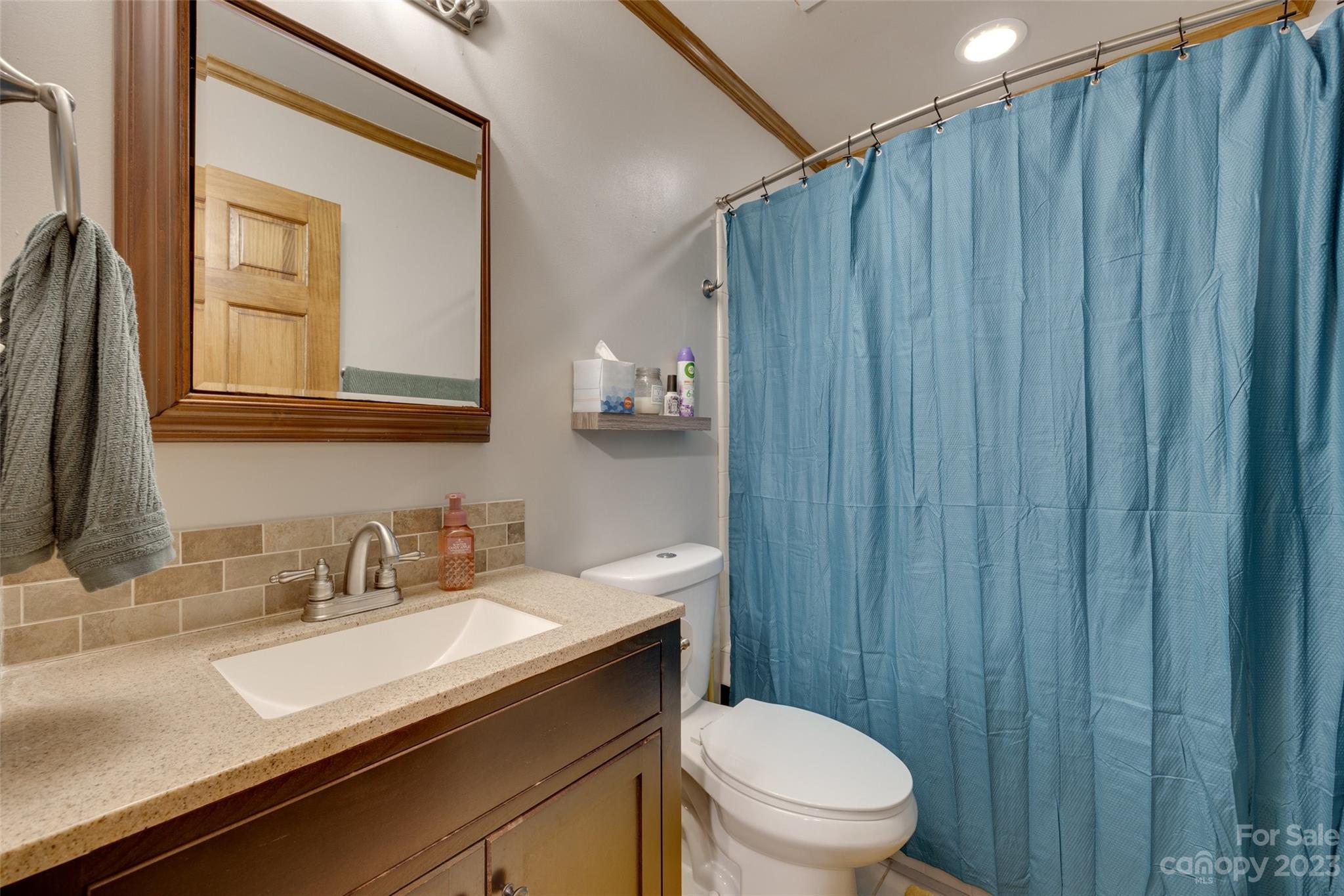 Walnut Crest - Residential