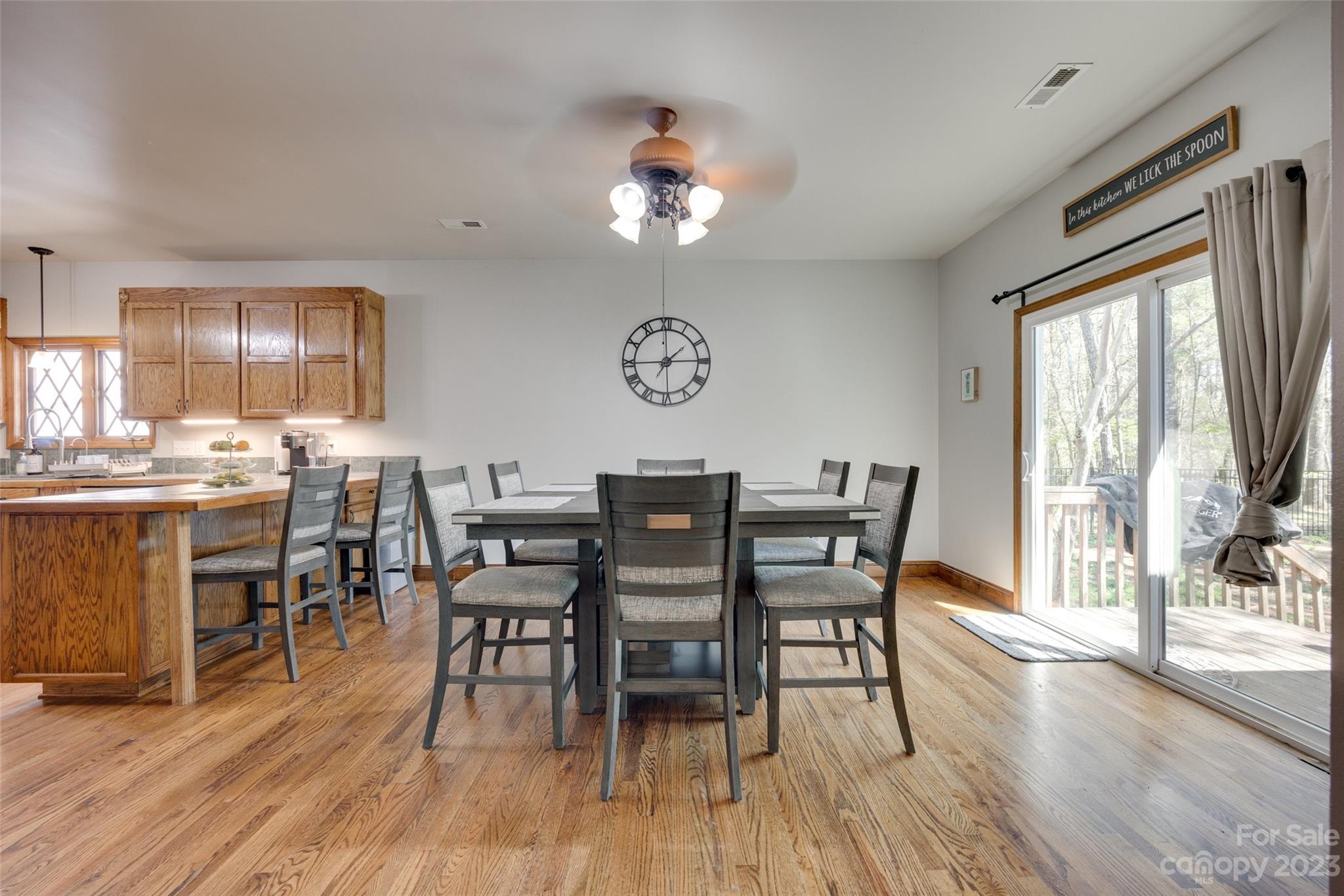 Walnut Crest - Residential