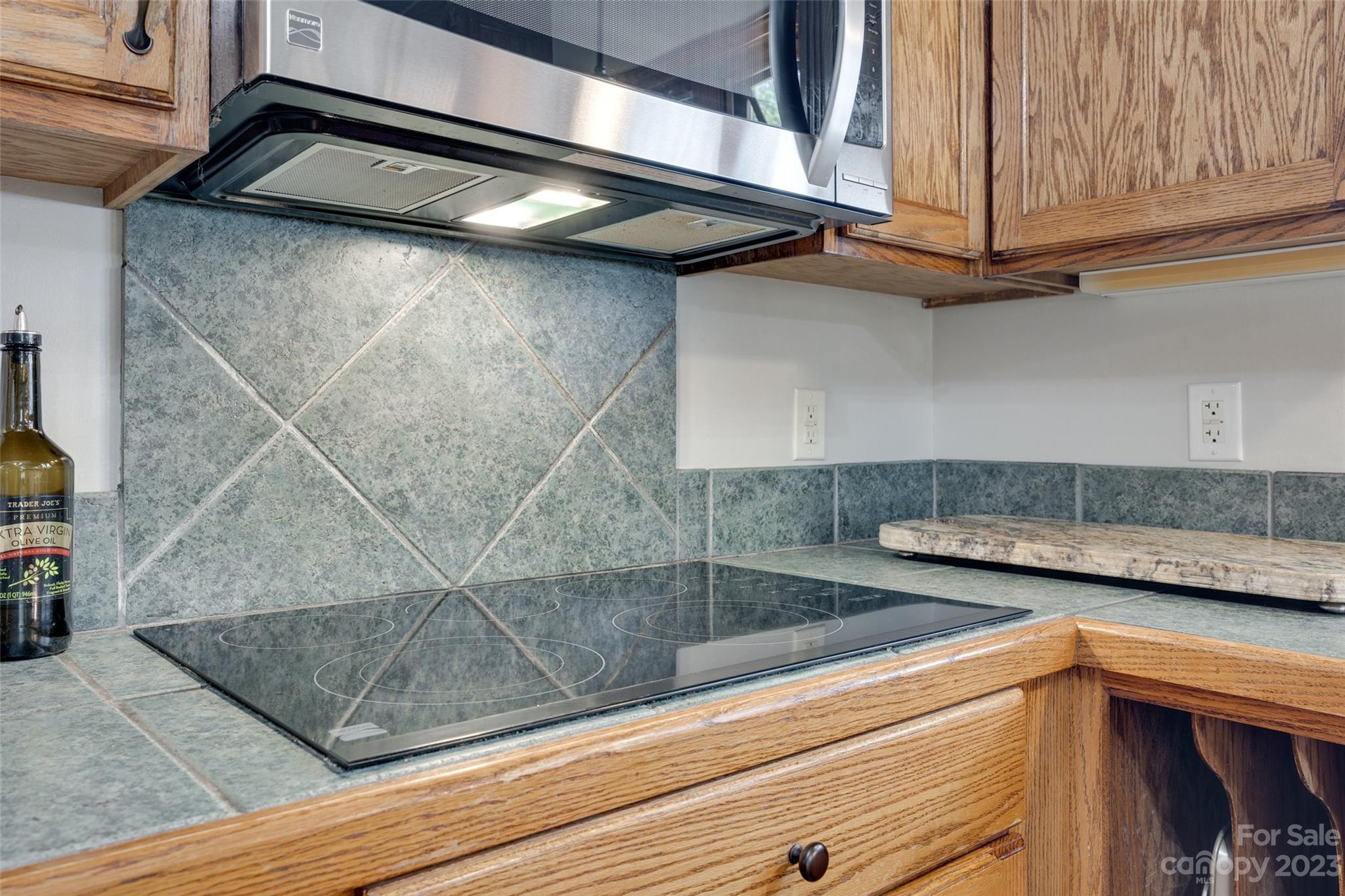 Walnut Crest - Residential