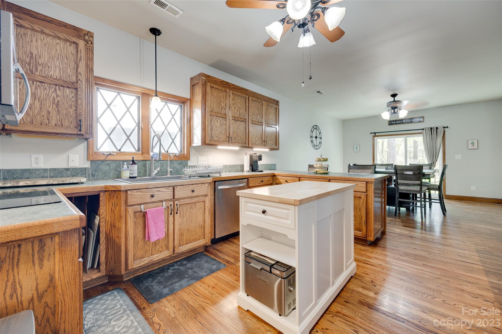 Walnut Crest - Residential