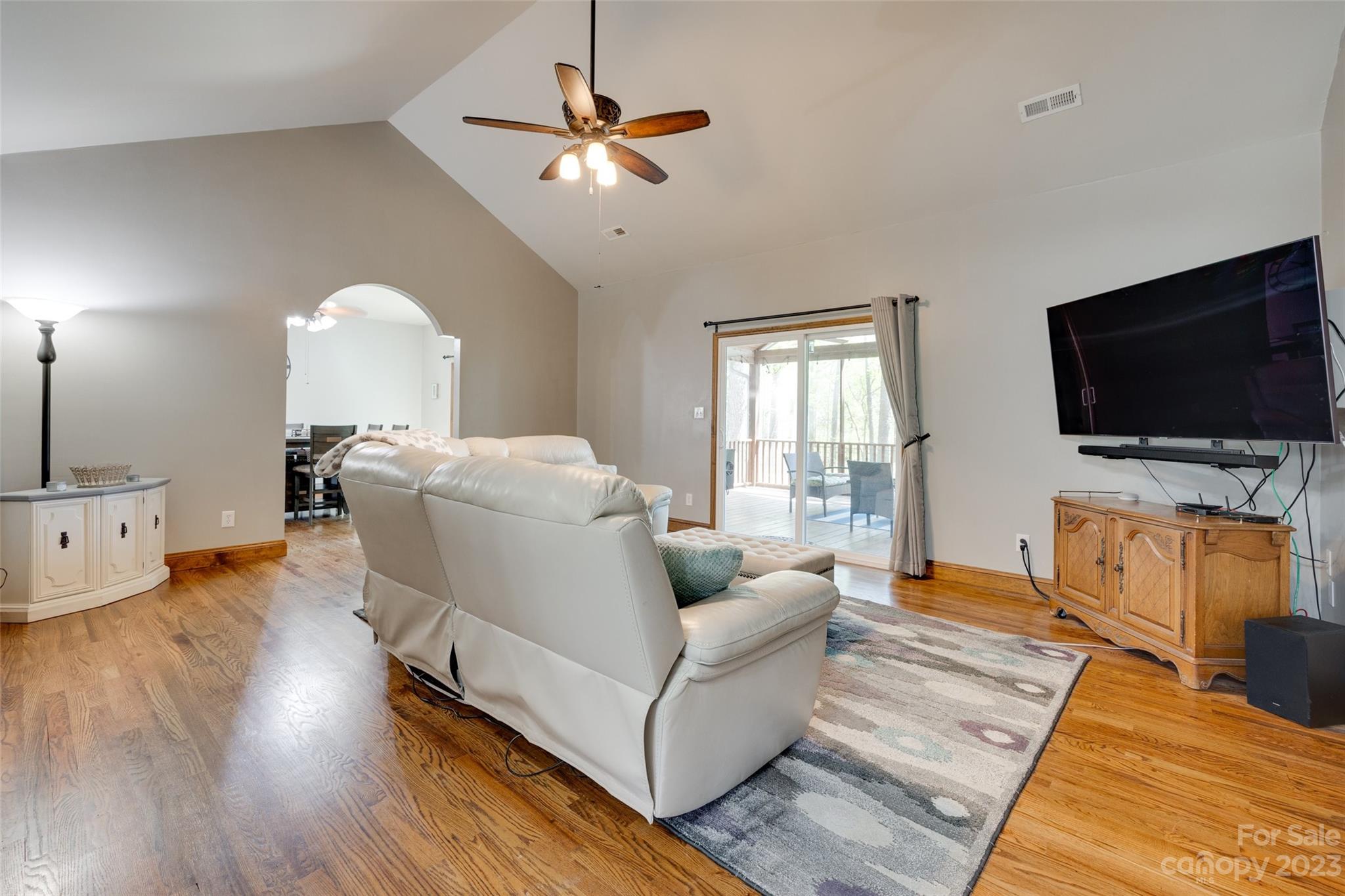 Walnut Crest - Residential