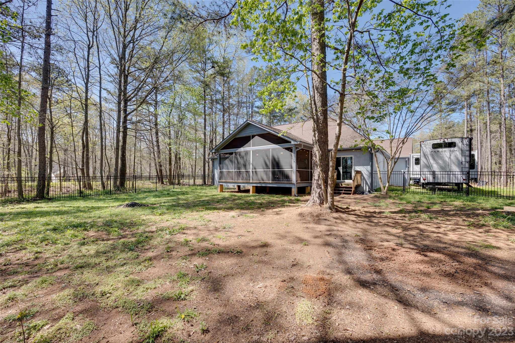 Walnut Crest - Residential