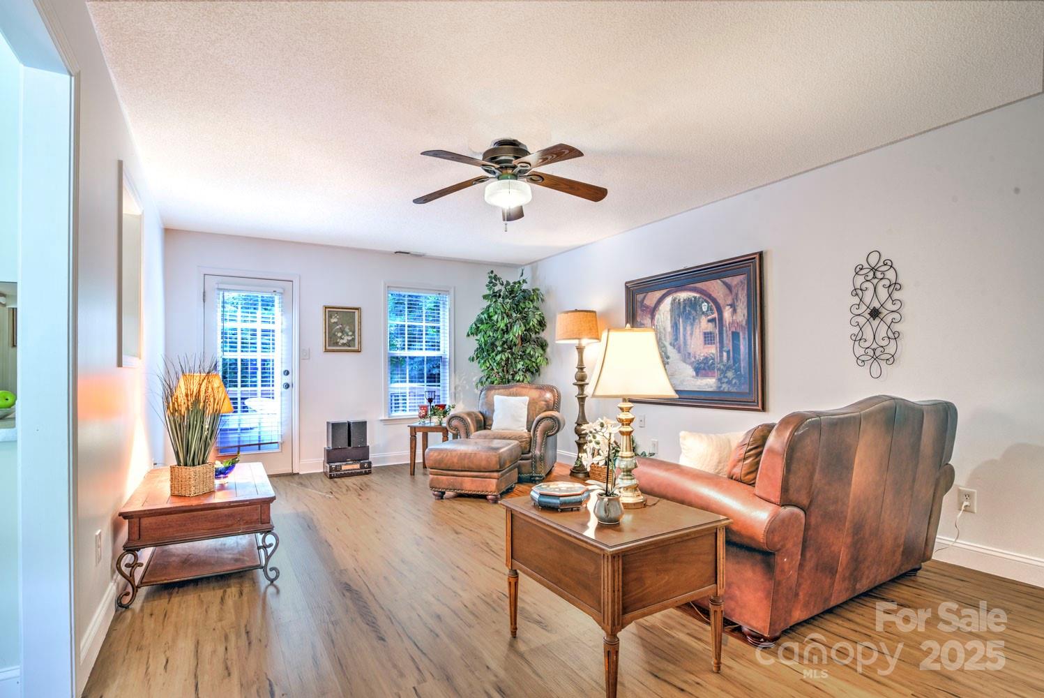 5437 Mallard Lane