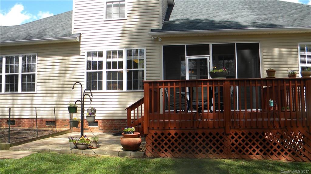 Seven Oaks - Residential