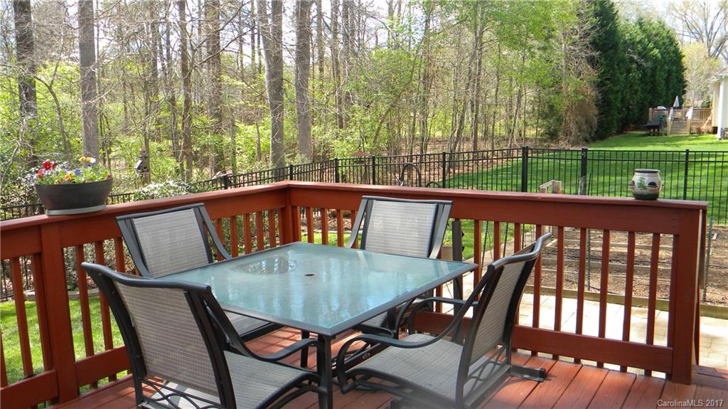 Seven Oaks - Residential