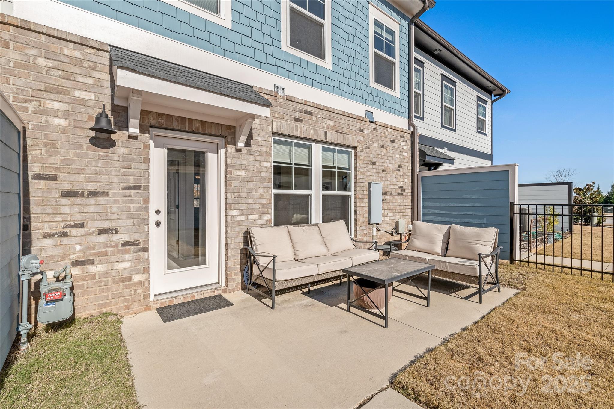 Riverwalk - Residential