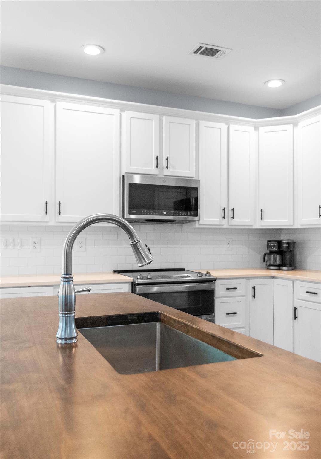 15301 Marsh Field Court