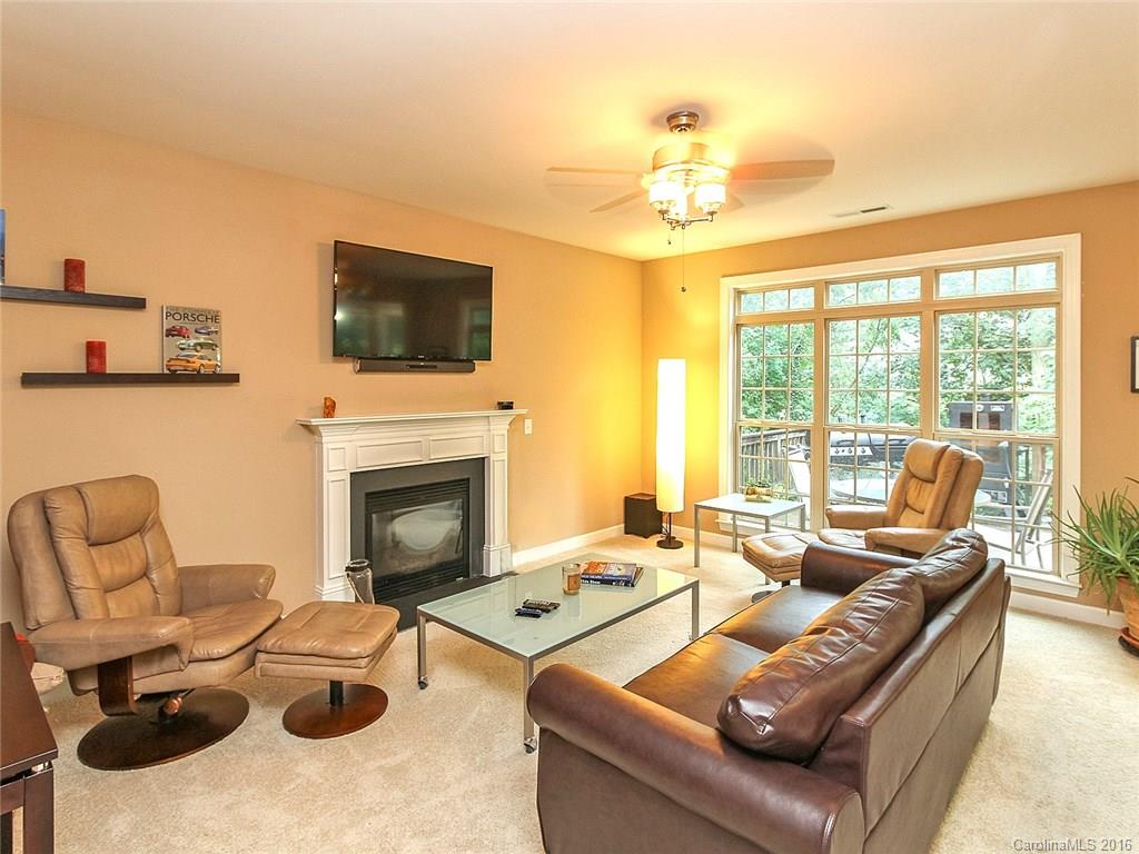 Tega Cay - Residential