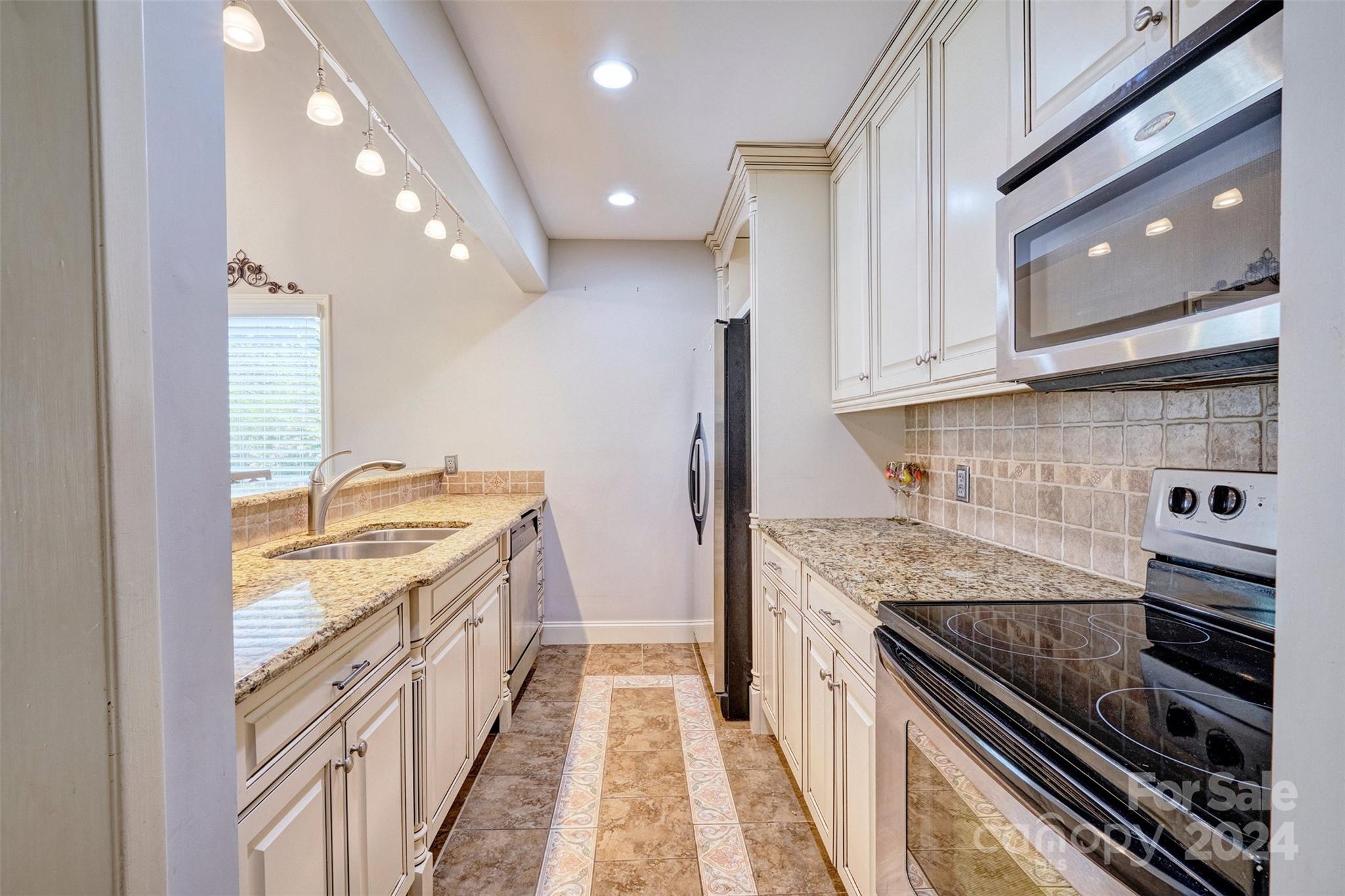 River Hills - Residential