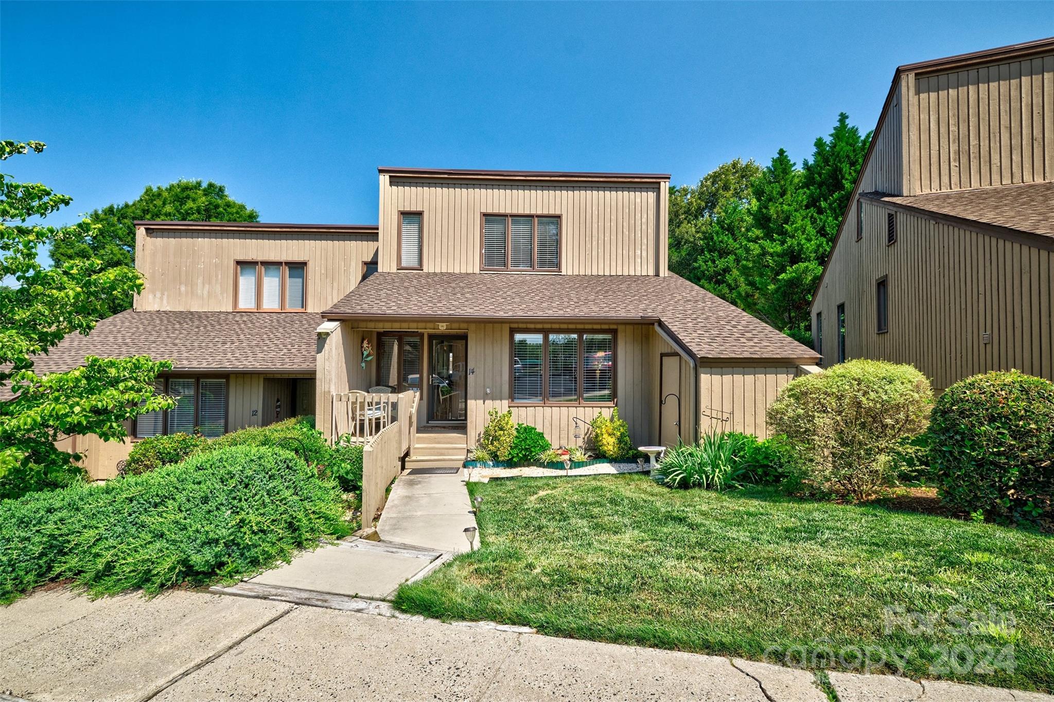 River Hills - Residential