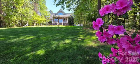 Photo of 145 Morgan Bluff Road, Mooresville, NC 28117 (MLS # 4344802)