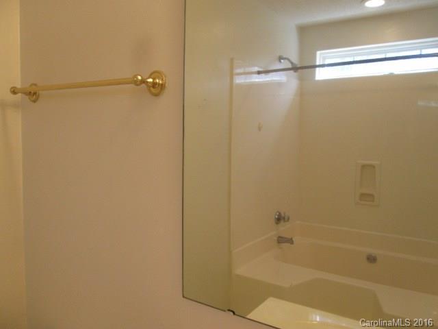 Hampton Glen - Residential Lease