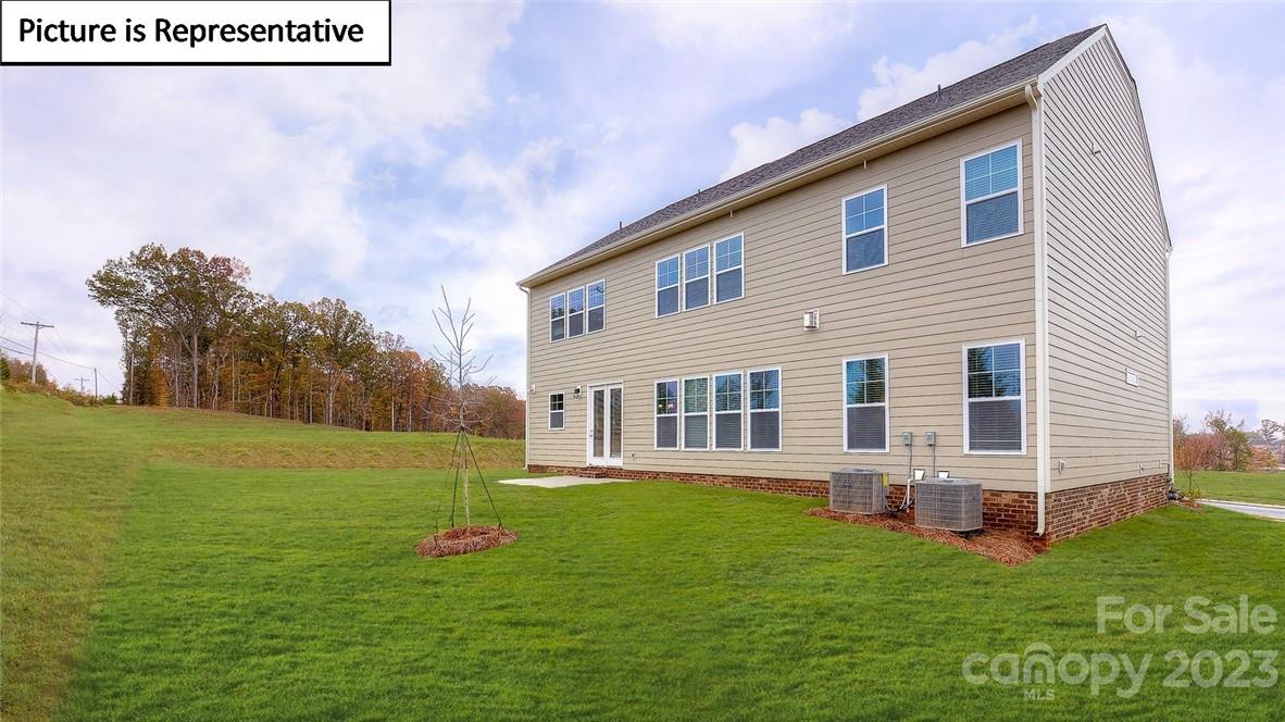 Falls Cove at Lake Norman - Residential
