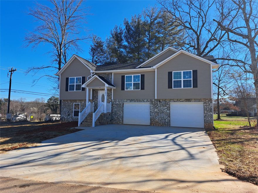 3 Bed, 2 Bath Newly Constructed Home just completed in desirable Green Fields Subdivision. 2 Car Garage, Full Basement, Cathedral Ceiling, Open Floorplan, Split-Bedroom plan, and deck.