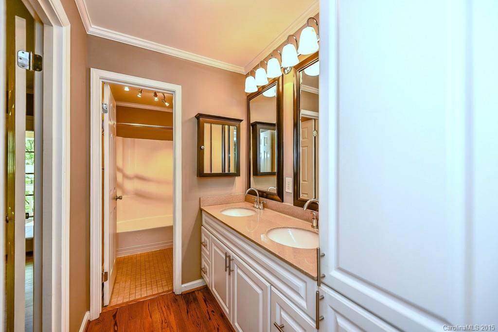 Tega Cay - Residential