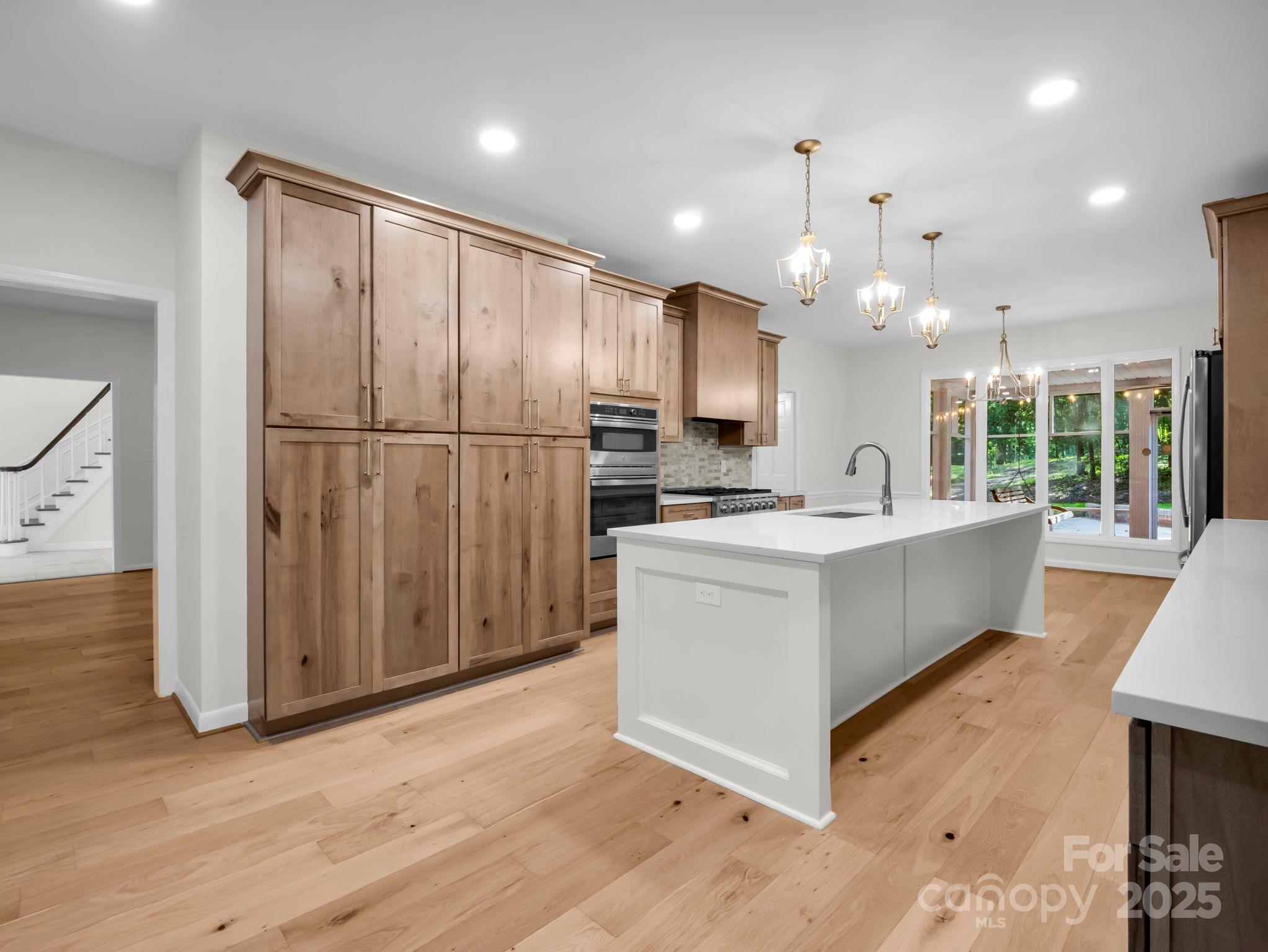 Country Club Acres - Residential