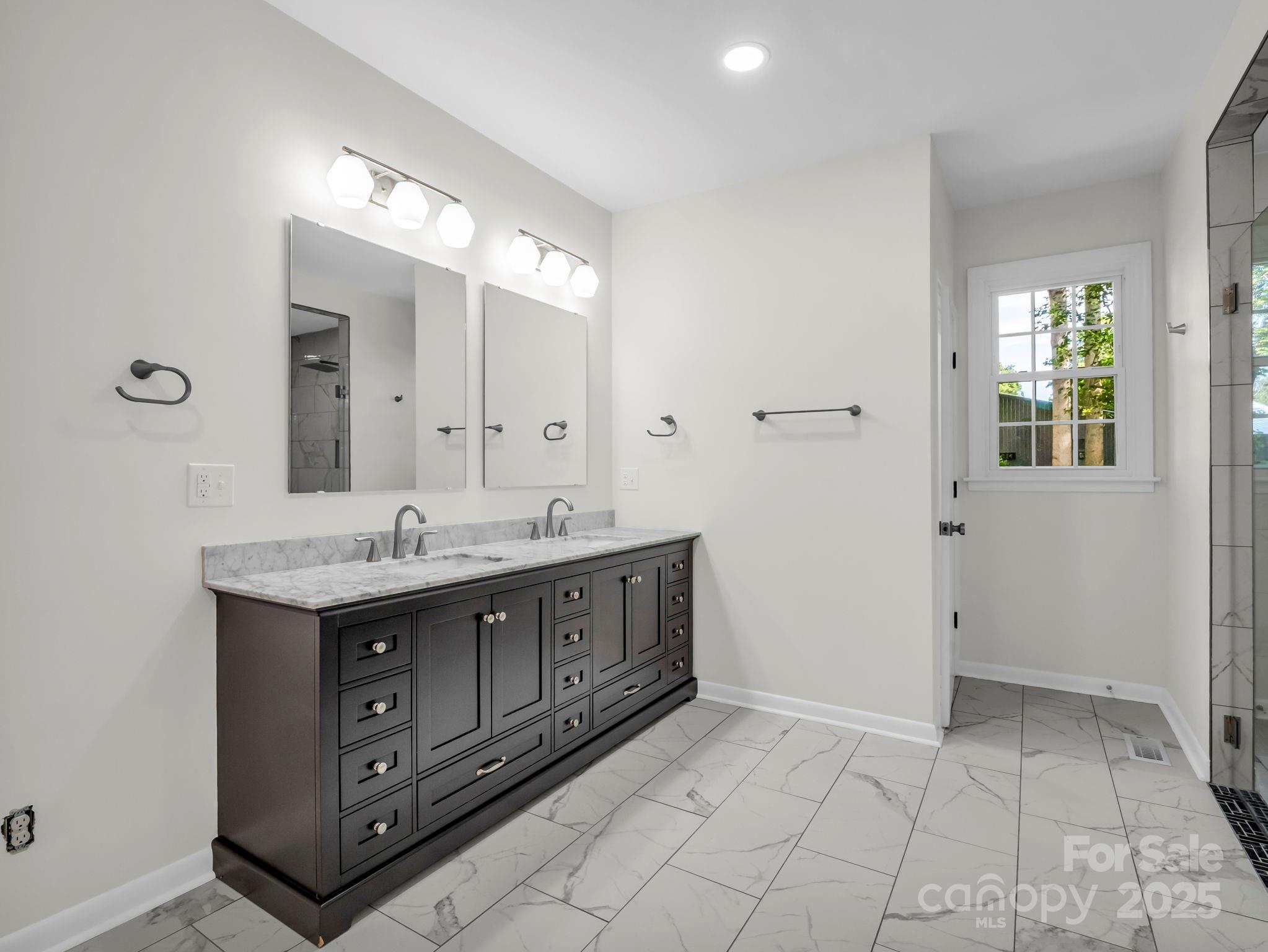 Country Club Acres - Residential