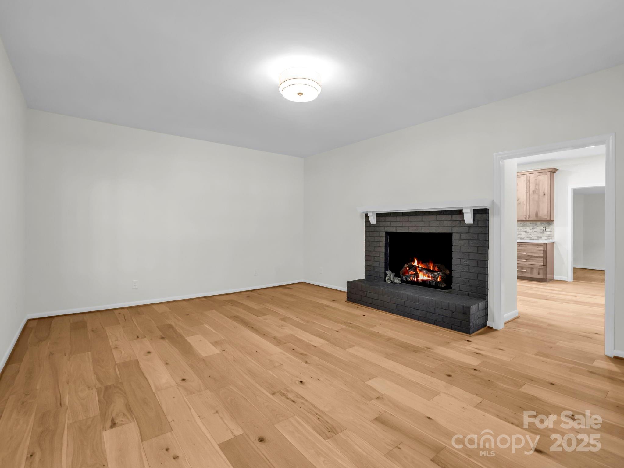 Country Club Acres - Residential