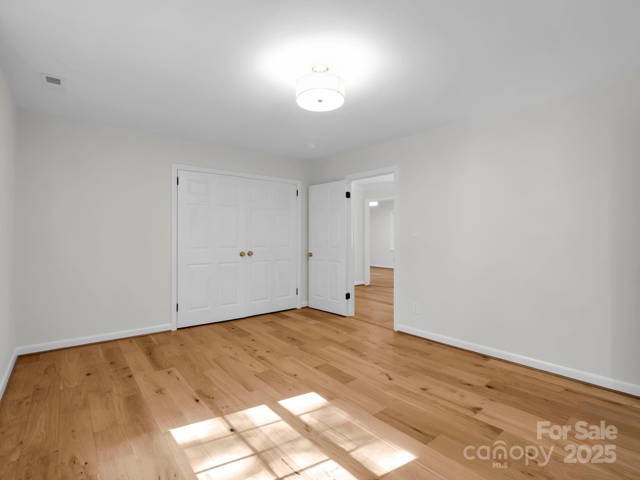 Country Club Acres - Residential