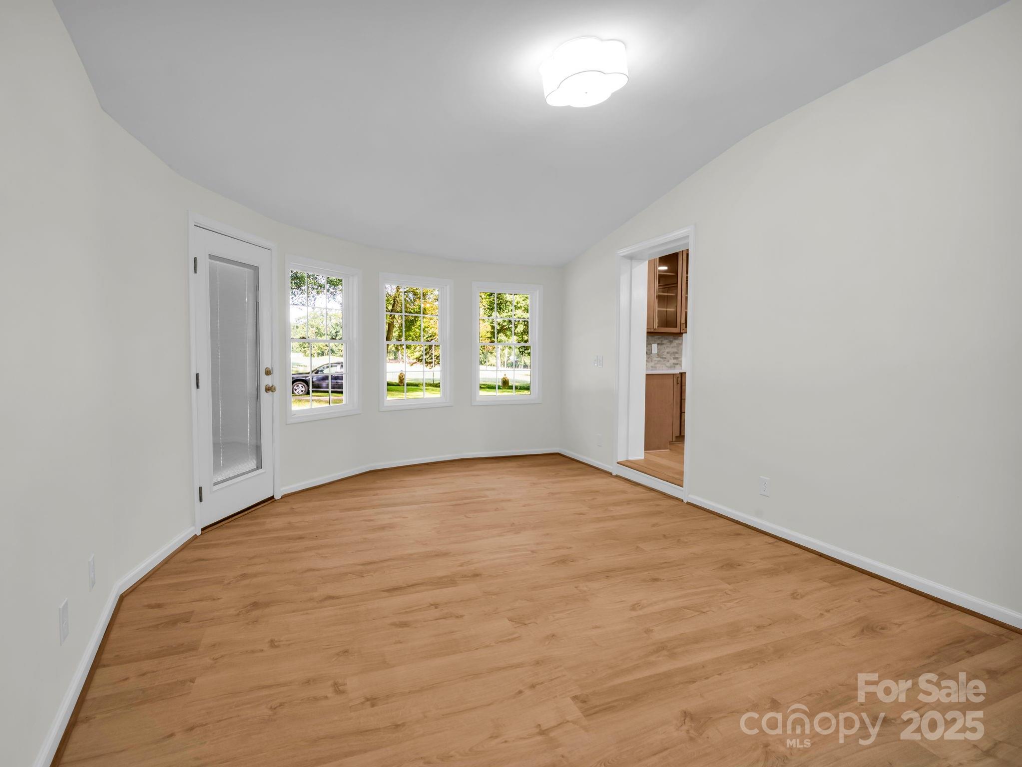 Country Club Acres - Residential