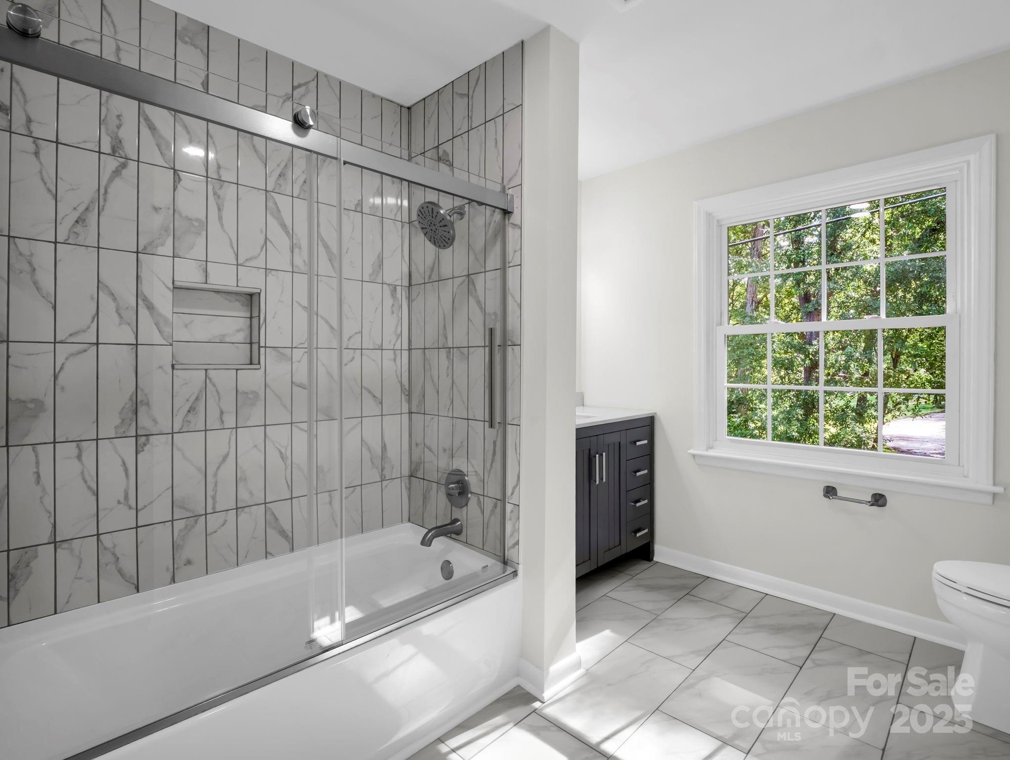 Country Club Acres - Residential