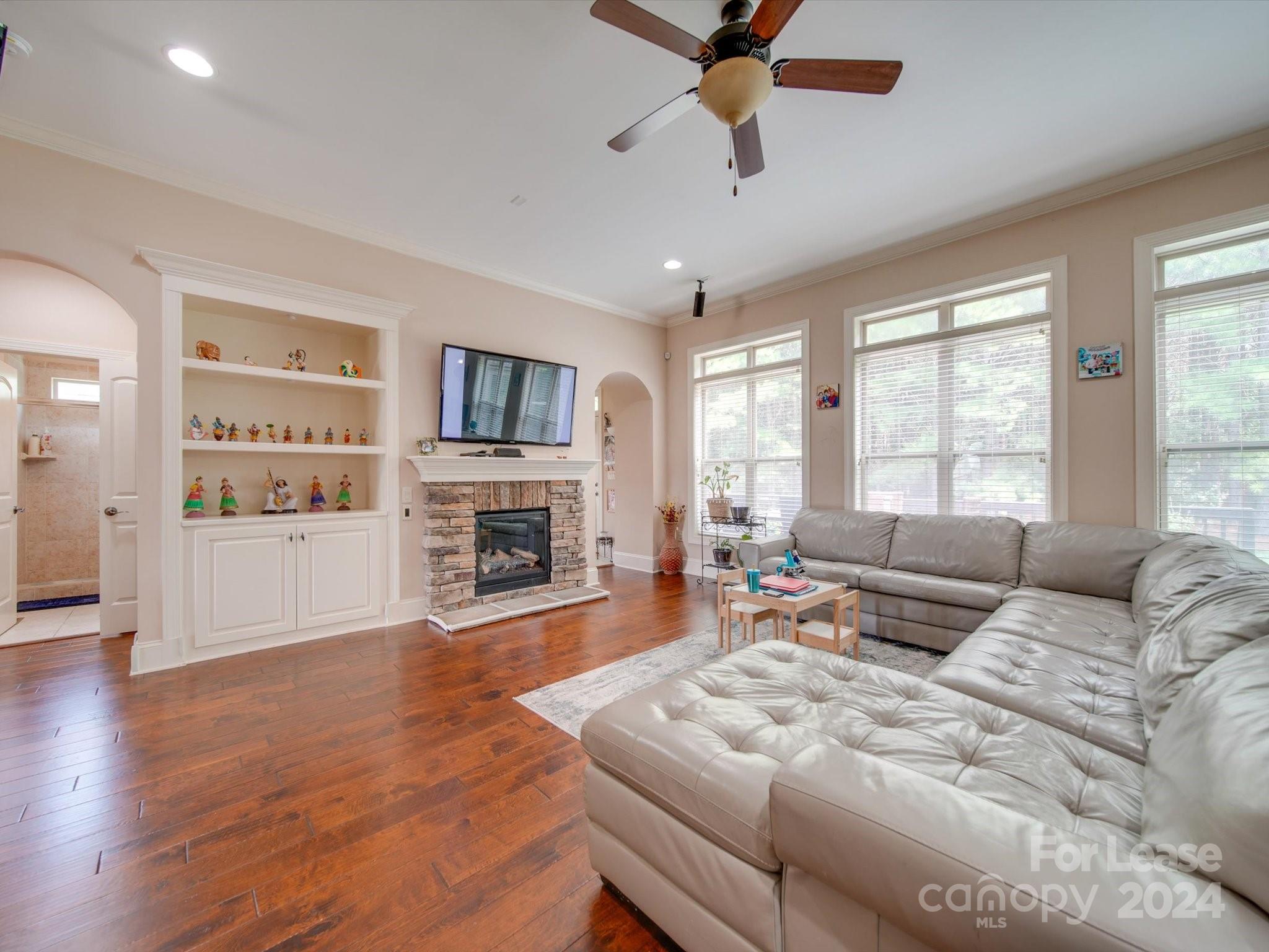 Mckinley Forest - Residential Lease