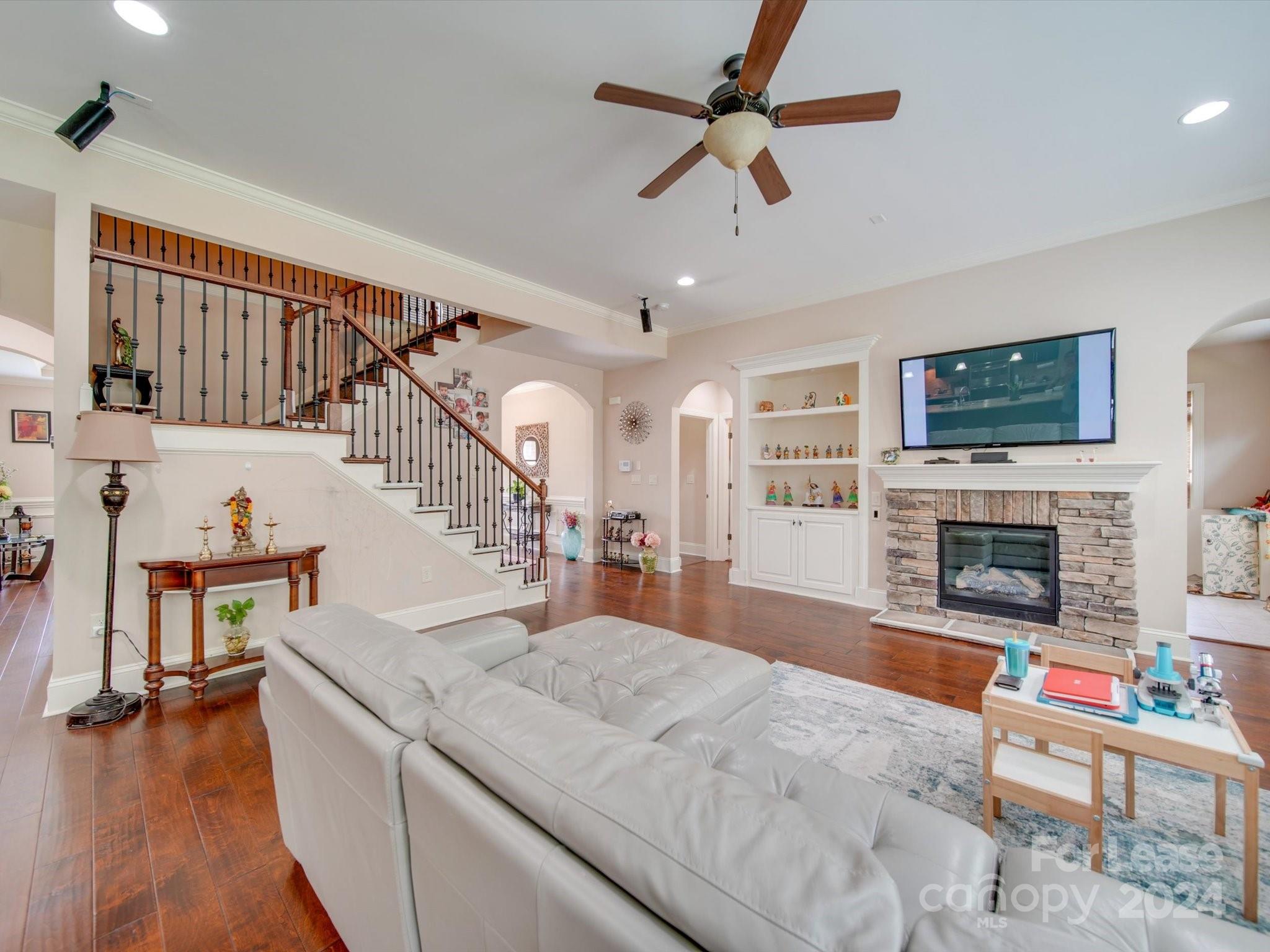 Mckinley Forest - Residential Lease