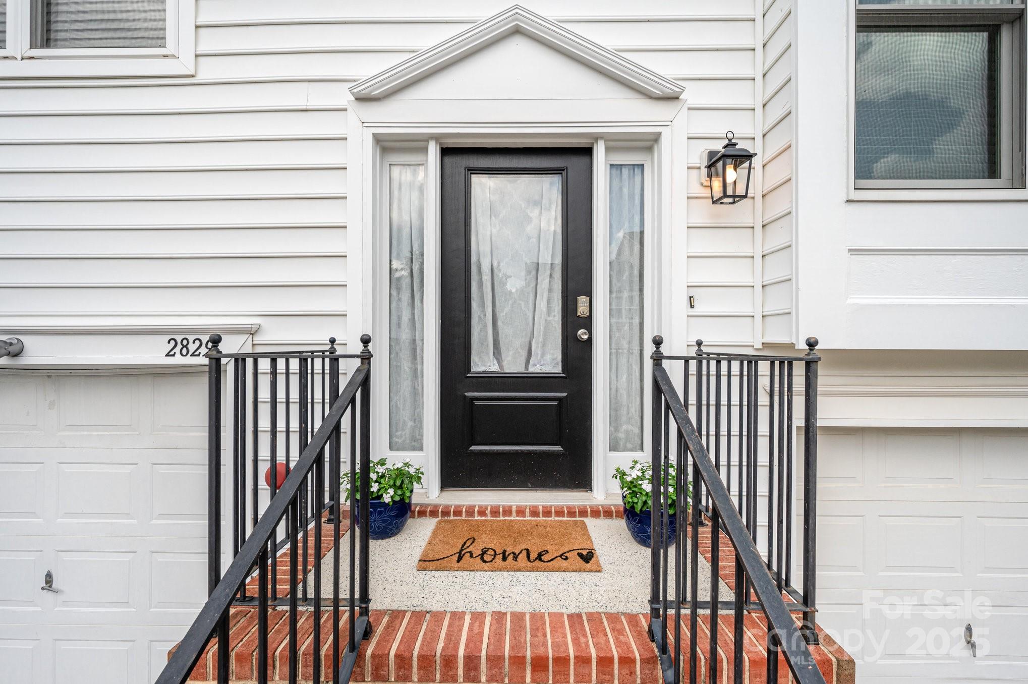 2833 Avalon Loop Road