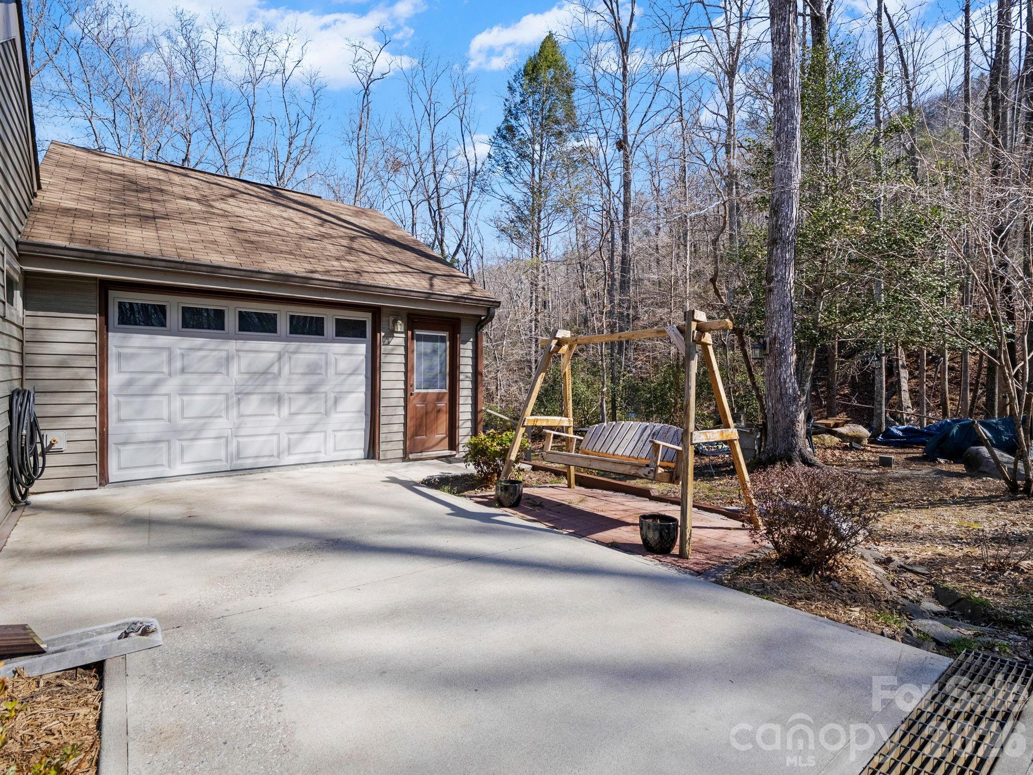 Rumbling Bald on Lake Lure - Residential