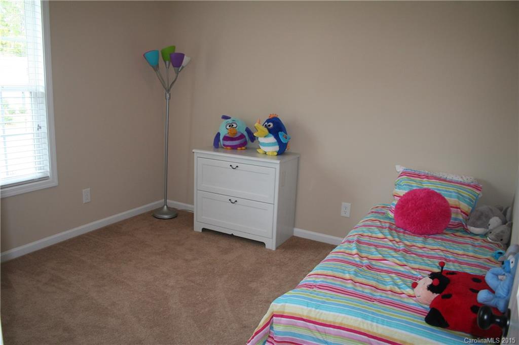 Makayla at Huntington - Residential