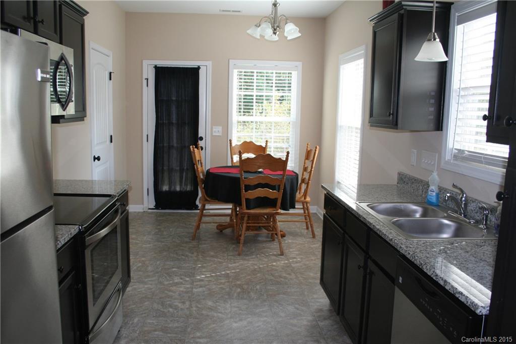 Makayla at Huntington - Residential